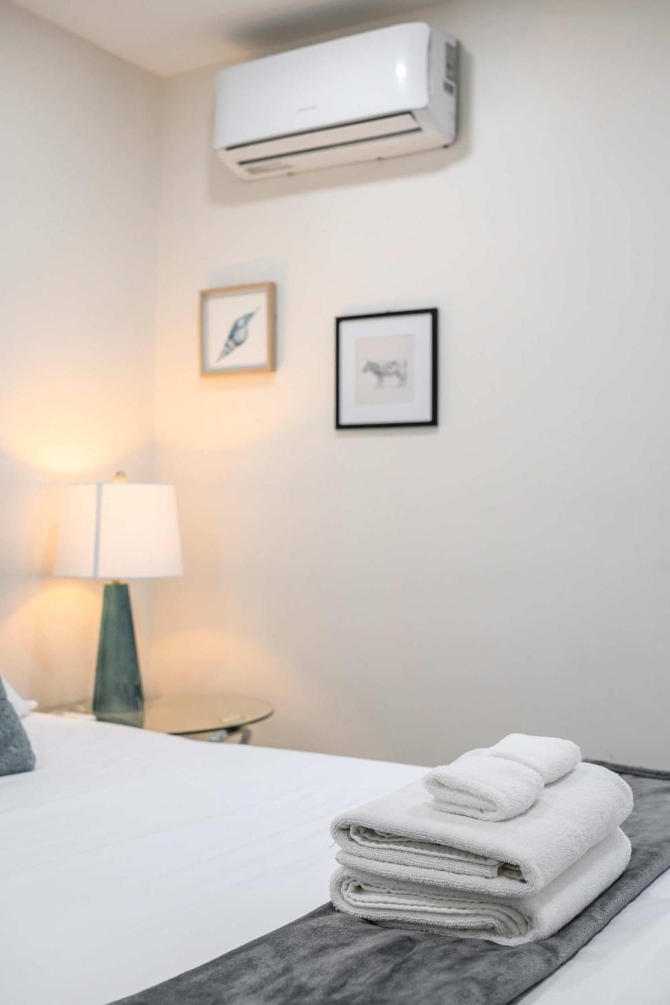 New Renovated 2B2B Apt Self Checkin Free Parking 1 Pasadena Exterior foto
